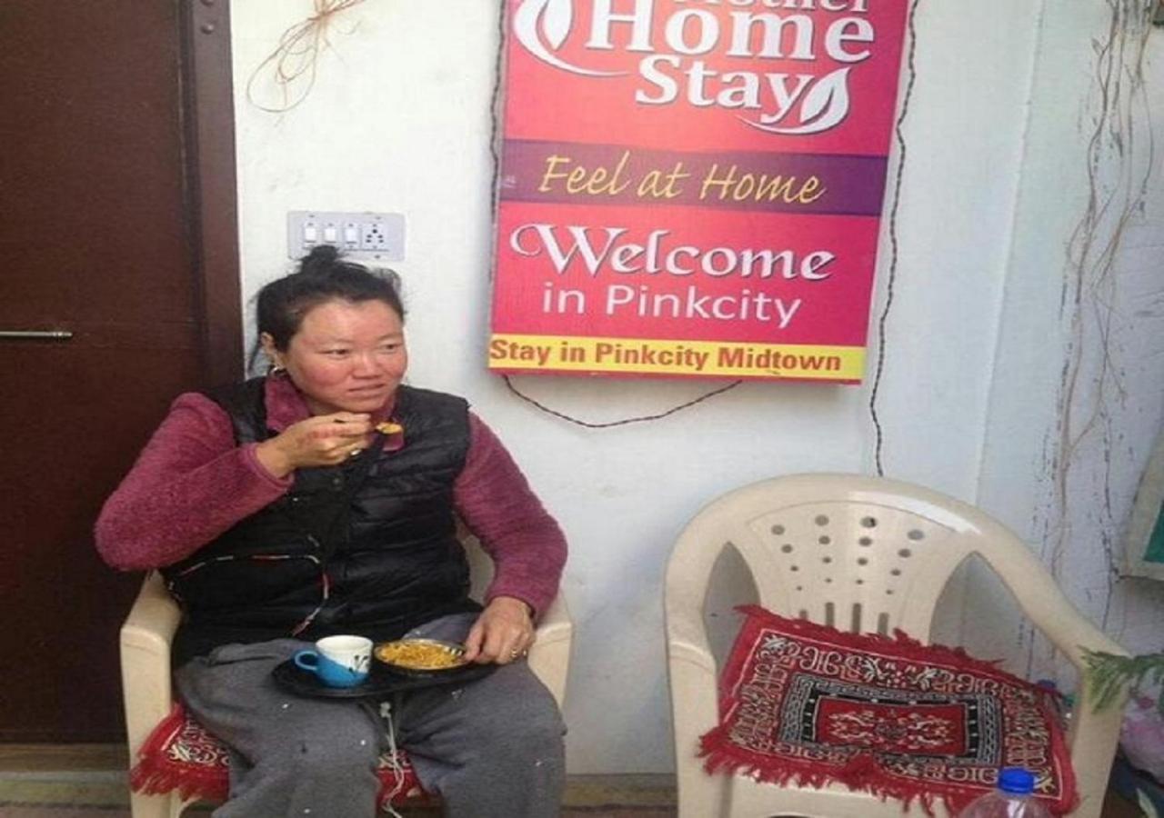 Mother Homestay Джайпур Екстериор снимка