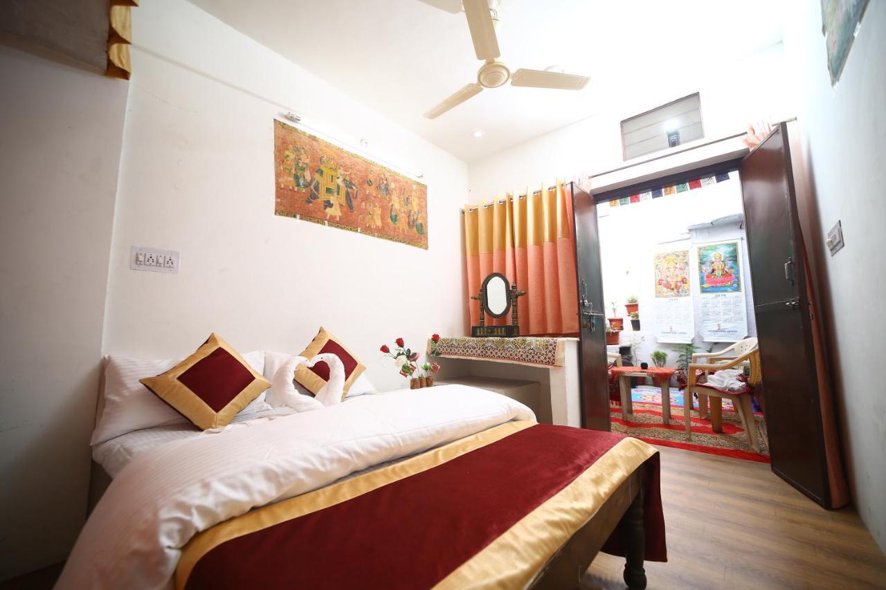 Mother Homestay Джайпур Екстериор снимка